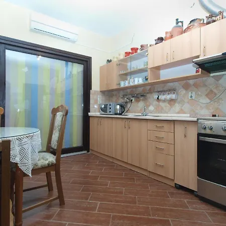 P-lena 1775 Apartmán