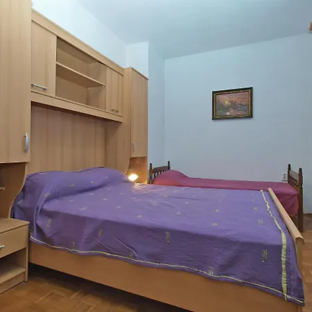 Apartman P-lena 1775 Medulin